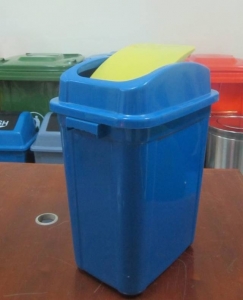 Thùng HDPE 20L cố định - Nắp bập bênh (TQ) màu xanh